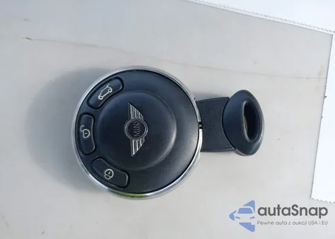 2014 Mini Clubman Cooper из США, поврежденный, VIN WMWZF3C55ET571694